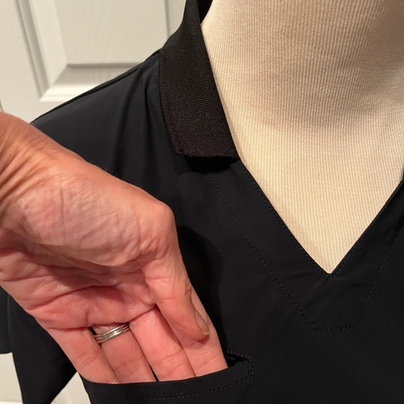 Like new Grey’s Anatomy by Barco scrub top - Picture 3 of 5